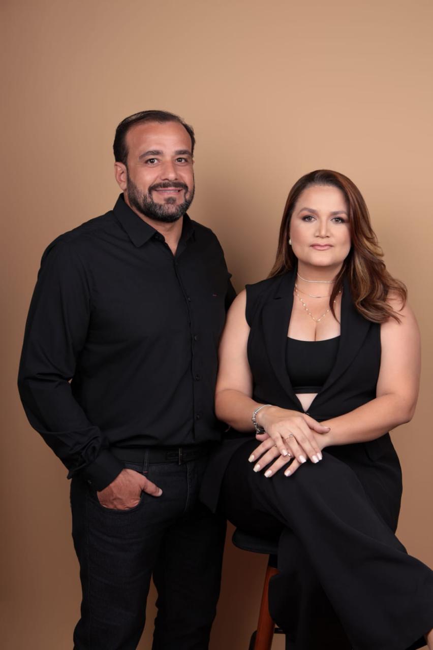 Retrato do Dr. Kayo César e da Dra. Celiane Cardoso